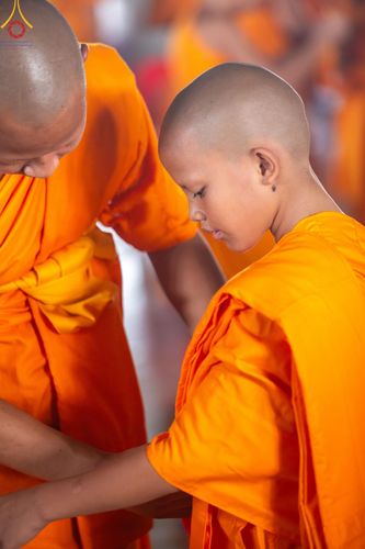 ภาพ No.134173:พิธีบรรพชาสามเณร โครงการบรรพชาสามเณร ฟื้นฟูพระพุทธศาสนาทั่วไทย ศูนย์อบรมวัดพระธรรมกาย วันเสาร์ที่ 6 เมษายน พ.ศ. 2567