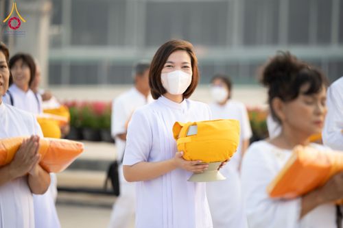 ภาพ No.63162:โครงการอุปสมบทหมู่ บูชาธรรมหลวงพ่อธัมมชโย พ.ศ.2567 ณ ลานธรรม พระมหาธรรมกายเจดีย์ วัดพระธรรมกาย วันที่ 13 เมษายน พ.ศ.2567