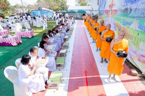 ภาพ No.272776:วันอาทิตย์ที่ 19 ตุลาคม พ.ศ. 2568 พิธีทอดกฐินสามัคคี  ณ วัดพระธรรมกายดีซี สหรัฐอเมริกา 