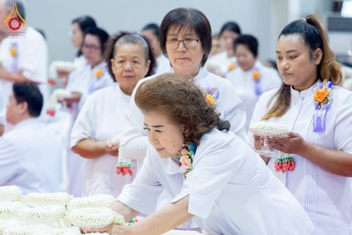 ภาพ No.254817:วันที่ 15 ตุลาคม พ.ศ. 2568 พิธีบรรจุพระบรมสารีริกธาตุภายในพระเกตุองค์พระประธาน สมโภชพระประธาน พระธรรมกาย ณ ศูนยอบรมเยาวชนกาญจนบุรี