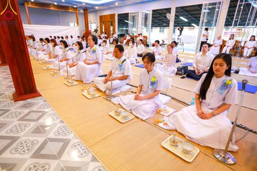 ภาพ No.113650:พิธีถวายภัตตาหารเป็นสังฆทาน แด่คณะพระธรรมยาตรา ปีที่ 12 วันที่ 17 มกราคม พ.ศ. 2567 ณ วัดโบสถ์(บน) บางคูเวียง จ.นนทบุรี