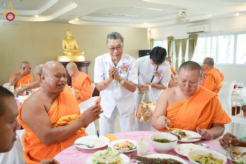 ภาพ No.270255:วันอาทิตย์ที่ 9 พฤศจิกายน พ.ศ. 2568 พิธีทอดผ้าป่าสร้างองค์พระเจดีย์สระบุรี สถาปนาองค์พระเจดีย์ เพื่อสร้างสันติภาพโลก ณ ศูนย์ปฏิบัติธรรมสระบุรี อ.พระพุทธบาท จ.สระบุรี