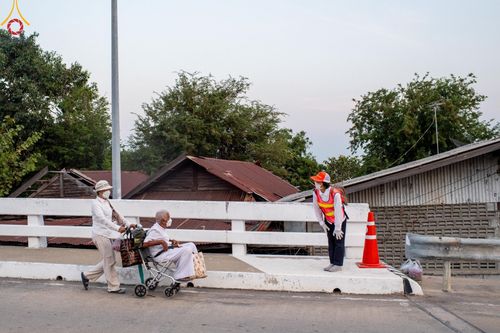 ภาพ No.111628:V.10 เก่งกล้า การเตรียมงาน เก็บงาน การรับบุญของเจ้าหน้าที่หน่วยงานต่างๆ เพื่อโครงการธรรมยาตรา กตัญญูบูชามหาปูชนียาจารย์ พระมงคลเทพมุนี (สด จนฺทสโร) พระผู้ปราบมาร อนุสรณ์สถาน 7 แห่ง ปีที่ 12 ระหว่างวันที่ 2 - 31 มกราคม พ.ศ.2567