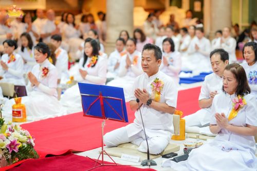 ภาพ No.169409:พิธีทอดกฐินสามัคคี เพื่อสนับสนุนการเผยแผ่พระพุทธศาสนาวิชชาธรรมกาย ณ วัดพระธรรมกายลอนดอน สหราชอาณาจักร วันอาทิตย์ที่ 20 ตุลาคม พ.ศ. 2567