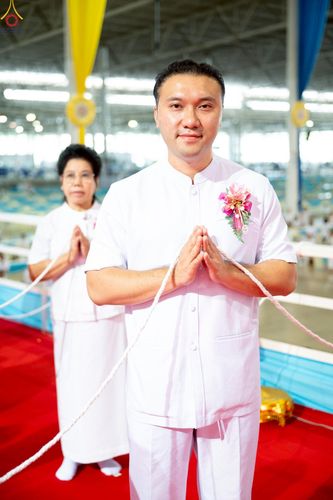 ภาพ No.235592:วันอาทิตย์ที่ 27 กรกฎาคม พ.ศ. 2568 พิธีจุดเทียนใจ ไฟนิรันด์ อนันตชัย ณ วัดพระธรรมกาย จ.ปทุมธานี