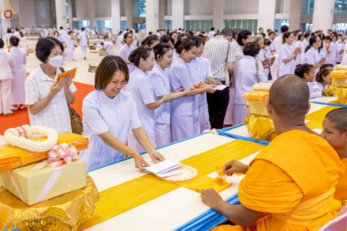 ภาพ No.228085:วันอาทิตย์ที่ 1 มิถุนายน พ.ศ. 2568 พิธีมุทิตาพระอุปสมบทอุทิศชีวิต ณ ห้องแก้วสารพัดนึก 1 วัดพระธรรมกาย