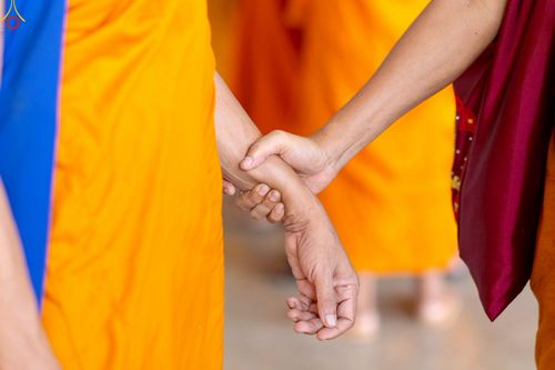 ภาพ No.235955:วันที่ 3 สิงหาคม พ.ศ. 2568 ภาพบรรยากาศ การต้อนรับปฎิสันถาร ของคณะสงฆ์ ในวันสมาธิโลก พิธีถวายมหาสังฆทาน 2,000 กว่าวัด ณ วัดพระธรรมกาย