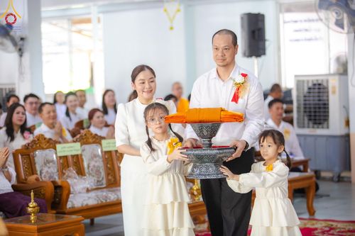 ภาพ No.162750:โครงการกฐินสามัคคีทั่วไทย 30,000 วัด บูชาธรรม 80 ปี หลวงพ่อธัมมชโย โดย คณะศิษยานุศิษย์วัดพระธรรมกาย ณ วัดโบสถ์บน จ.นนทบุรี วันที่ 19 ตุลาคม พ.ศ. 2567