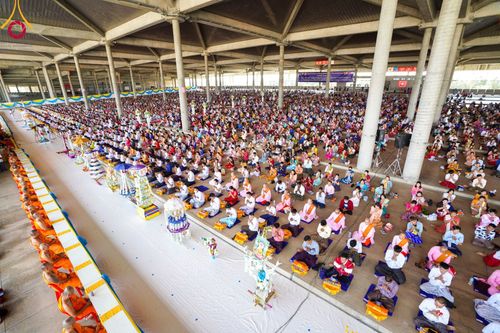 ภาพ No.100062:พิธีทอดผ้าป่า เมียนมาร์ และพิธีสวดธรรมจักร ครั้งที่ 5 ประจำปี พ.ศ. 2566 วันอาทิตย์ที่ 3 ธันวาคม พ.ศ. 2566