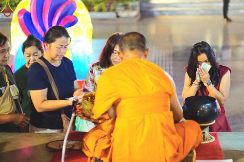 ภาพ No.125828:V.29 ทุ่มเท เพื่อโคราช การเตรียมงานของหน่วยงานต่างฯ เพื่อพิธีทำบุญเมืองนครราชสีมา ฉลอง 556 ปี ตักบาตรพระ 10,000 รูป ในวันเสาร์ที่ 2 มีนาคม พ.ศ.2567 ณ อนุสาวรีย์ท้าวสุรนารี จ.นครราชสีมา จัดโดย คณะสงฆ์จังหวัดนครราชสีมา ร่วมกับสำนักงานจังหวัดนครราชสีมา