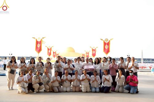 ภาพ No.219095:วันที่ 19-21 เมษายน พ.ศ. 2568 การเตรียมงานในลานธรรม , วิหารคด เพื่องานวันคุ้มครองโลก 22 เมษายน พ.ศ. 2568