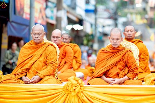 ภาพ No.245270:วันอาทิตย์ที่ 14 กันยายน พ.ศ. 2568 ตักบาตรพระ 555 รูป มหากุศล  น้อมถวายเป็นพุทธบูชา ณ หอนาฬิกาเบตง อ.เบตง จ.ยะลา