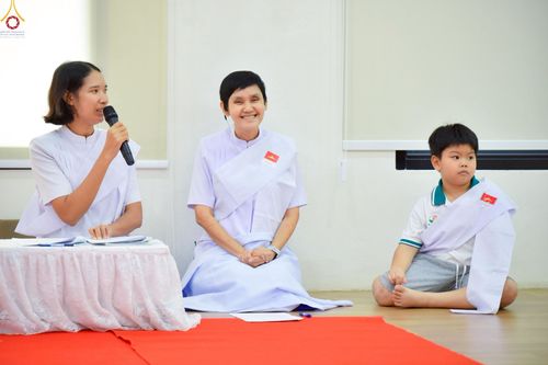 ภาพ No.250081:วันที่ 26-28 กันยายน พ.ศ. 2568 โครงการอบรมอุบาสกแก้ว อุบาสิกาแก้ว รุ่นที่ 3 ตัวแทนทอดกฐินสามัคคีทั่วไทย 30,000 วัด ณ ศูนย์ปฏิบัติธรรมจันทบุรี จ.จันทบุรี