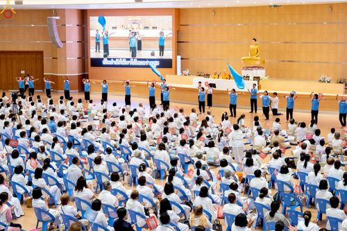 ภาพ No.239917:วันที่ ๒๒ - ๒๔ สิงหาคม พ.ศ. ๒๕๖๘ สัมมนารวมใจผู้นำบุญ บูชาธรรม ๘๑ ปี หลวงพ่อธัมมชโย กฐินสามัคคีทั่วไทย ๓๐,๐๐๐ วัด โครงการอุปสมบทบูชาธรรมมหาปูชนียาจารย์ ๓,๐๐๐ รูป รุ่นที่ ๑