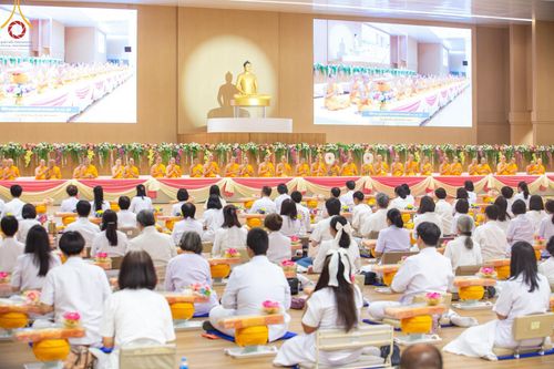 ภาพ No.212741:วันอาทิตย์ที่ 23 มีนาคม พ.ศ. 2568 พิธีร่วมบุญโครงการบรรพชาสามเณร 5,000 รูป ณ ห้องแก้วสารพัดนึก 2 วัดพระธรรมกาย