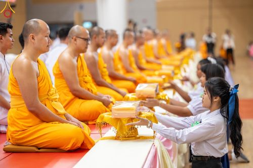 ภาพ No.152856:อบรมเชิงปฎิบัติการจัดกิจกรรมทอดกฐินสัมฤทธิ์ และพิธีมอบผ้าไตรประธานกฐินสัมฤทธิ์เด็กดี V-Star ประจำปีพุทธศักราช 2567  วันเสาร์ที่ 7 กันยายน พ.ศ.2567 ณ สภาธรรมกายสากล วัดพระธรรมกาย