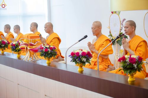 ภาพ No.254279:วันที่ 12 ตุลาคม พ.ศ. 2568 พิธีทอดกฐินสามัคคีวัดพระธรรมกายสิงคโปร์  新加坡法身寺功德衣法会 Dhammakaya Centre Singapore Kathina Ceremony  