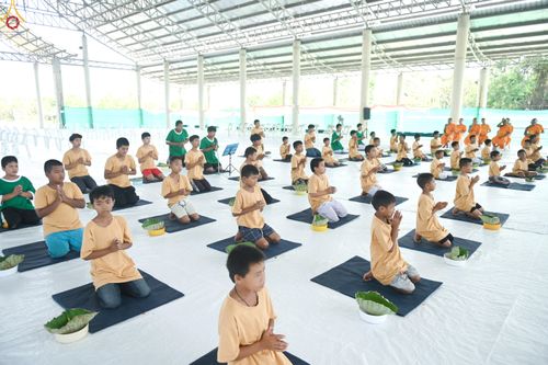 ภาพ No.317332:วันอาทิตย์ที่ 29 มีนาคม พ.ศ. 2569 พิธีตัดปอยผมยุวธรรมทายาท โครงการบรรพชาสามเณรฟื้นฟูพระพุทธศาสนา (ภาคฤดูร้อน) ปิดเทอมเติมธรรม ณ ศูนย์ปฏิบัติธรรมวิหารแดง จ.สระบุรี