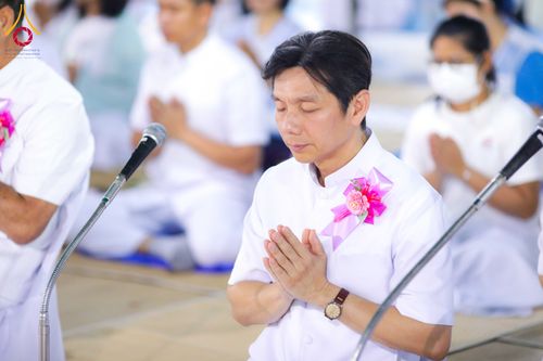 ภาพ No.299200:วันที่ 21 มกราคม พ.ศ. 2569 พิธีถวายภัตตาหารเป็นสังฆทาน แด่พระธรรมยาตรา ณ อนุสรณ์สถานบางปลา วัดบางปลา อำเภอบางเลน จังหวัดนครปฐม ในโครงการธรรมยาตรา กตัญญูบูชา มหาปูชนียาจารย์ พระมงคลเทพมุนี(สด จนฺทสโร) พระผู้ปราบมาร อนุสรณ์สถาน 7 แห่ง ปีที่ 14