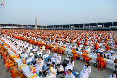 ภาพ No.325031:วันที่ 22 เมษายน พ.ศ.2569 (วันคุ้มครองโลก) พิธีถวายมหาสังฆทาน 40,000 กว่าวัดทั่วประเทศ (ชุดที่ 2) ณ ลานธรรม พระมหาธรรมกายเจดีย์ วัดพระธรรมกาย