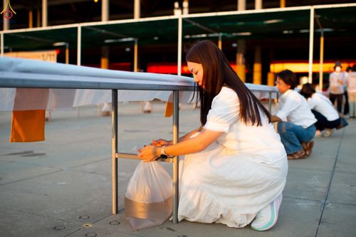 ภาพ No.320433:วันที่ 9 เมษายน พ.ศ.2569 การเตรียมงาน มัดถุงน้ำ ถ่วงขาโต๊ะไทยธรรม เพื่องานถวายมหาสังฆทาน 40,000 กว่าวัดทั่วประเทศ วันคุ้มครองโลก 22 เมษายน พ.ศ.2569 วัดพระธรรมกาย