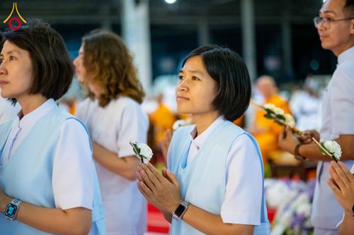 ภาพ No.316715:วันอาทิตย์ที่ 29 มีนาคม พ.ศ. 2569 พิธีทอดผ้าบังสุกุลและพิธีชำระร่าง โยมพ่อณรงค์ จินตมากุล  สิริอายุ 99 ปี 11 เดือน โยมบิดา พระครูปลัดรัตนวีรวัฒน์ (รังสฤษดิ์ อิทฺธิจินตโก) ที่ปรึกษาเจ้าคณะจังหวัดปทุมธานี เจ้าอาวาสวัดพระธรรมกาย  ณ ฌาปนสถานชั่วคราว ทางเข้า 