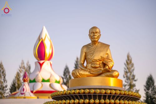 ภาพ No.290692:วันที่ 8 มกราคม พ.ศ. 2569 พระธรรมยาตราปฏิบัติธรรม และถ่ายภาพหมู่ประวัติศาสตร์ ในโครงการธรรมยาตรา กตัญญูบูชามหาปูชนียาจารย์ พระมงคลเทพมุนี(สด จนฺทสโร) พระผู้ปราบมาร อนุสรณ์สถาน 7 แห่ง ปีที่ 14 ณ อนุสรณ์สถานคลองบางนางแท่น อ.สามพราน จ.นครปฐม