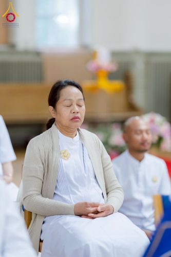 ภาพ No.232728:วันอาทิตย์ที่ 6 กรกฏาคม พ.ศ. 2568 พิธีบูชาข้าวพระ ณ วัดพระธรรมกายนอร์ธสวีเดน