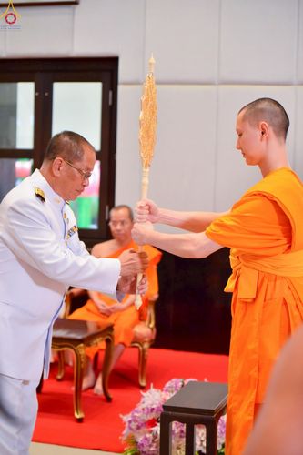 ภาพ No.230906:วันอังคารที่ 1 กรกฎาคม พ.ศ. 2568 ผู้ว่าราชการจังหวัดปทุมธานี เป็นประธานพิธีต้อนรับ สัญญาบัตร พัดยศ พระครูสัญญาบัตรสายต่างประเทศ วัดพระธรรมกาย ประจำปี พ.ศ. 2568 จำนวน 19 รูป