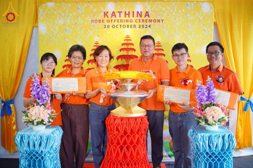 ภาพ No.168048:พิธีทอดกฐิน วัดพระธรรมกายกัวลาลัมเปอร์ ประเทศมาเลเซีย วันที่ 20 ตุลาคม พ.ศ. 2567