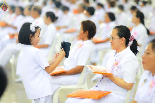 ภาพ No.150065:พิธีทอดผ้าป่าสมทบกฐินวัดพระธรรมกาย และสมทบกฐิน 30,000 วัดทั่วไทย ครั้งที่ 1 เนื่องในวันธรรมชัย 27 สิงหาคม พ.ศ.2567 ณ สภาธรรมกายสากล วัดพระธรรมกาย