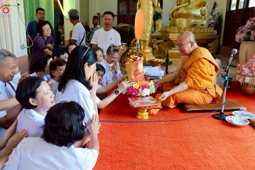 ภาพ No.259573:วันที่ 19 ตุลาคม พ.ศ. 2568 พิธีทอดกฐินสามัคคีทั่วไทย 30,000 วัด โดยคณะศิษยานุศิษย์ บูชาธรรม 81 ปี หลวงพ่อธัมมชโย ณ วัดโมกข์ อ.พระประแดง จ.สมุทรปราการ