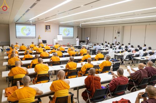 ภาพ No.63393:การสัมมนา World Peace Inner Peace : Lord Buddha 's Social Doctrine to resolve Global Issues ณ อาคาร 100 ปี คุณยายอาจารย์ฯ วัดพระธรรมกาย วันพฤหัสบดี ที่ 25 เมษายน พ.ศ. 2567