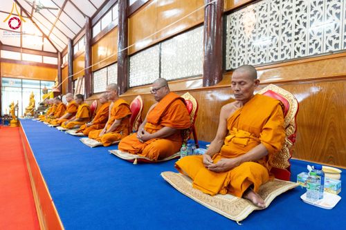 ภาพ No.161293:พิธีบำเพ็ญกุศลอุทิศถวายแด่ พระเดชพระคุณพระพรหมโมลี (อดีตเจ้าคณะจังหวัดสิงห์บุรี) , อดีตเจ้าอาวาสทุกรูป และ พิธีทอดผ้าป่าบำรุงวัด บำรุงโรงเรียน  ณ วัดกลางธนรินทร์ ต.บ้านแป้ง อ.พรหมบุรี จ.สิงห์บุรี วันเสาร์ที่ 5 ตุลาคม พ.ศ. 2567