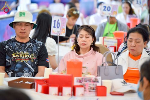 ภาพ No.224813:วันเสาร์ ที่ 10 พฤษภาคม พ.ศ. 2568 วัดพระธรรมกายฮ่องกง จัดพิธีปล่อยปลา บนเรือใหญ่บนอ่าวฮ่องกง และจัดพิธีถวายมหาสังฆทานกลางทะเล ประจำปี 2568 เนื่องในสัปดาห์วิสาขบูชาโลก