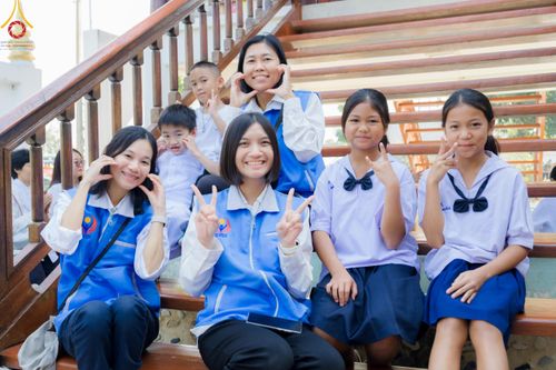 ภาพ No.189542:พิธีทอดผ้าป่าทำนุบำรุงศาสนสถาน ในโครงการธรรมยาตรา กตัญญูบูชา มหาปูชนียาจารย์ พระมงคลเทพมุนี(สด จนฺทสโร) พระผู้ปราบมาร อนุสรณ์สถาน 7 แห่ง ปีที่ 13 ณ วัดสองพี่น้อง ต.ต้นตาล อ.สองพี่น้อง จ.สุพรรณบุรี วันที่ 5 มกราคม พ.ศ. 2568