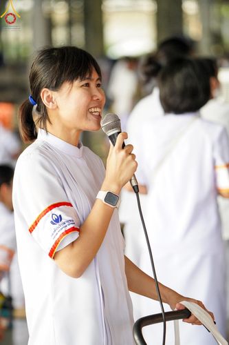 ภาพ No.136533:พิธีตักบาตร พิธีบูชาข้าวพระ ในวันอาทิตย์ต้นเดือนที่ 5 พฤษภาคม พ.ศ. 2567 ณ วัดพระธรรมกาย จ.ปทุมธานี