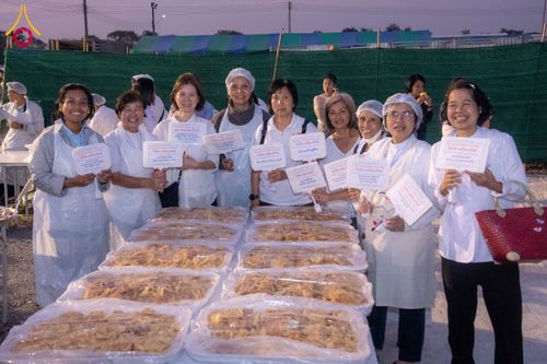 ภาพ No.119036:พิธีถวายภัตตาหารเป็นสังฆทาน แด่คณะพระธรรมยาตรา วันที่ 27 มกราคม พ.ศ. 2567 ณ อนุสรณ์สถานบางปลา จ.นครปฐม