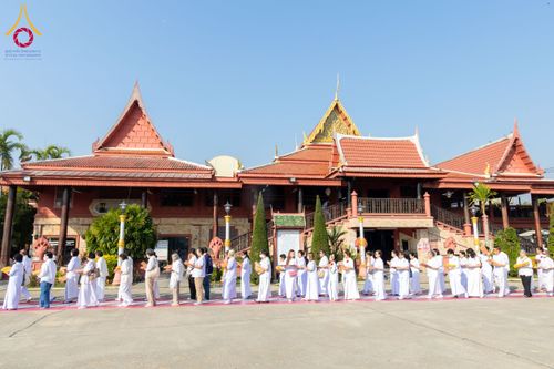 ภาพ No.198968:พิธีทอดผ้าป่าทำนุบำรุงศาสนสถาน ณ วัดบางปลา ตำบลบางปลา อำเภอบางเลน จังหวัดนครปฐม ในโครงการธรรมยาตรา กตัญญูบูชา มหาปูชนียาจารย์ พระมงคลเทพมุนี(สด จนฺทสโร) พระผู้ปราบมาร อนุสรณ์สถาน 7 แห่ง ปีที่ 13 วันที่ 21 มกราคม พ.ศ. 2568