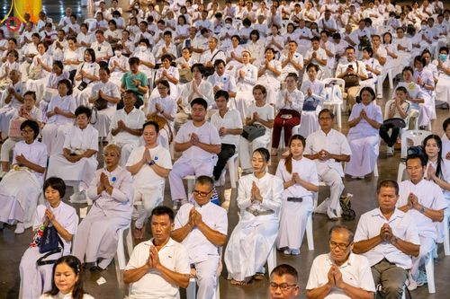 ภาพ No.137372:พิธีฉลองชัยสวดมนต์บทธรรมจักร 6,400,000,000 จบ ณ มหารัตนวิหารคด วัดพระธรรมกาย ในวันวิสาขบูชา พุธที่ 22 พฤษภาคม พ.ศ. 2567 ( วันพระขึ้น 15 ค่ำ เดือน 6 )