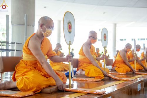 ภาพ No.82786:พิธีบุพเปตพลี ครั้งที่ 136 ร่วมอุทิศบุญแด่ญาติที่ล่วงลับไปแล้ว และสืบทอดอายุพระพุทธศาสนา วันเสาร์ที่ 17 มิถุนายน พ.ศ.2566 (วันพระแรม 14 ค่ำเดือน 7) ณ หอฉันคุณยายอาจารย์ฯ วัดพระธรรมกาย