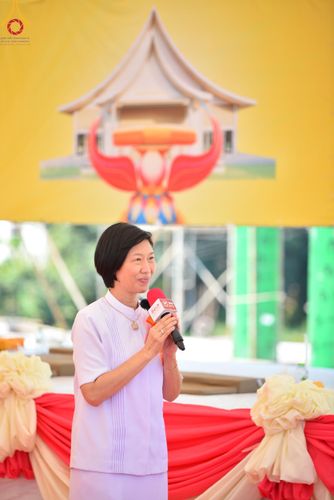 ภาพ No.121095:พิธีทอดผ้าป่า โครงสร้างหลังคา เสาคู่ค้ำฟ้ามหามงคล เพื่อสถาปนาอาคาร 80 ปี หลวงพ่อธัมมชโย ณ ศูนย์ปฏิบัติธรรมวิหารแดง ต.เจริญธรรม อ.วิหารแดง จ.สระบุรี วันที่ 27 มกราคม พ.ศ. 2567