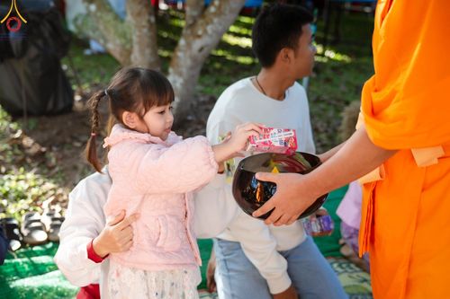 ภาพ No.95505:ปฐมกฐินศูนย์ปฏิบัติธรรมแก้วภูเรือ เพื่อสร้าง "มหาวิหาร" ณ ศูนย์ปฏิบัติธรรมแก้วภูเรือ อ.ภูเรือ จ.เลย วันเสาร์ที่ 18 พฤศจิกายน พ.ศ. 2566