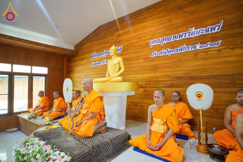 ภาพ No.167114:พิธีทอดกฐิน ณ พุทธอุทยานพรรัตนะแพร่ จ.แพร่ ในโครงการกฐินสามัคคีทั่วไทย 30,000 วัด บูชาธรรม 80 ปี หลวงพ่อธัมมชโย โดยคณะศิษยานุศิษย์วัดพระธรรมกาย วันที่ 22 ตุลาคม พ.ศ. 2567