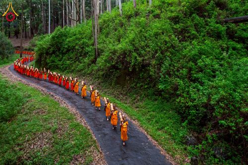 ภาพ No.226228:วันที่ 7-10 พฤษภาคม พ.ศ. 2568 โครงการเดินธรรมยาตรา สยาม-ลังกา ธรรมยาตรา ฉลองเทศกาลวิสาขบูชาแห่งชาติ ศรีลังกา บูชาธรรม 81 ปี หลวงพ่อธัมมชโย เมืองนูวราอิลิยา ประเทศศรีลังกา