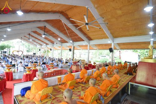 ภาพ No.166305:พิธีทอดกฐิน ณ ศูนย์ปฏิบัติธรรมบุญประสาน ในโครงการกฐินสามัคคีทั่วไทย 30,000 วัด บูชาธรรม 80 ปี หลวงพ่อธัมมชโย โดยคณะศิษยานุศิษย์วัดพระธรรมกาย วันที่ 19 ตุลาคม พ.ศ. 2567