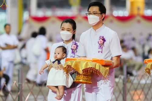 ภาพ No.88919:พิธีทอดผ้าป่าสมทบกฐินครั้งที่ 2 วันศุกร์ที่ 29 กันยายน พ.ศ. 2566 วันเพ็ญขึ้น 15 ค่ำ เดือน 10 ณ ห้องแก้วสารพัดนึก 1 วัดพระธรรมกาย