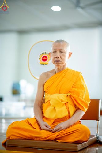 ภาพ No.213239:วันศุกร์ที่ 28 มีนาคม พ.ศ. 2568 (วันพระ แรม 15 ค่ำ เดือน 4) พิธีบุพเปตพลี ครั้งที่ 161 ร่วมอุทิศบุญแด่หมู่ญาติที่ล่วงลับไปแล้ว และสืบทอดอายุพระพุทธศาสนา ณ หอฉันคุณยายอาจารย์ฯ วัดพระธรรมกาย