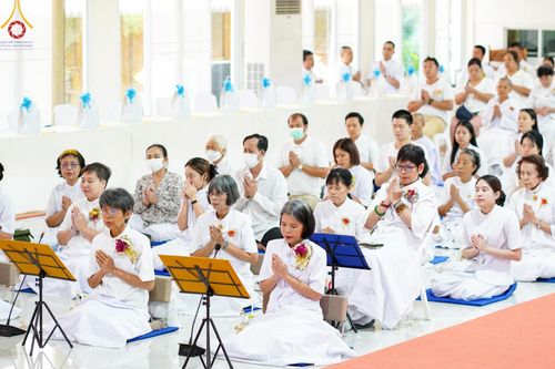 ภาพ No.142334:พิธีทอดผ้าป่าเพื่องานพระพุทธศาสนา , พิธีเจริญพระพุทธมนต์ , พิธีถวายสังฆทานแด่คณะสงฆ์ น้อมบูชาธรรม 80 ปี หลวงพ่อธัมมชโย และครบรอบ 12 ปี ธรรมอุทยานบ้านแป้ง อำเภอพรหมบุรี จังหวัดสิงห์บุรี ในวันเสาร์ที่ 22 มิถุนายน พ.ศ. 2567