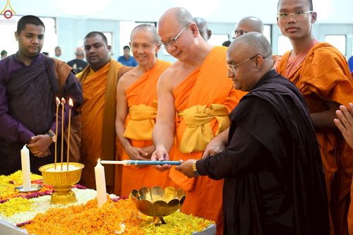 ภาพ No.263268:วันที่ 14 ตุลาคม พ.ศ. 2568 กฐินวัดถ้ำพุทธตรีรัศมี เมืองนาสิก รัฐมหาราษฎร์ ประเทศอินเดีย 